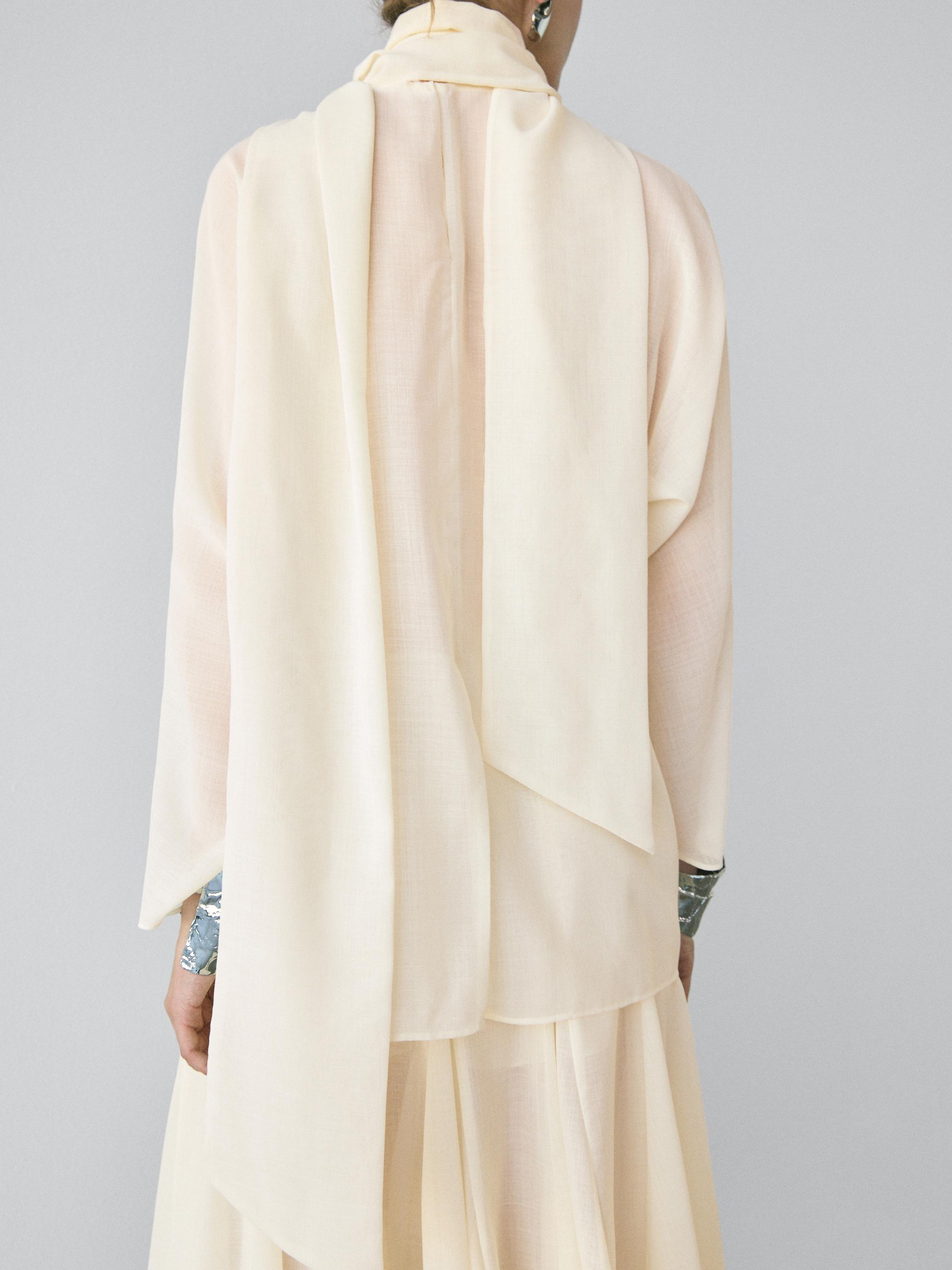 Flowing blouse with tie detail - STUDIO